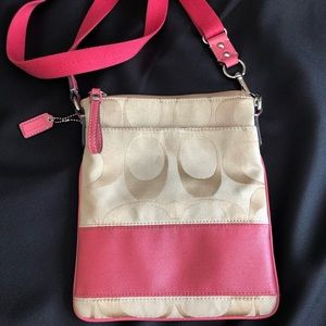 COACH Signature Jacquard Crossbody Swingpack Purse